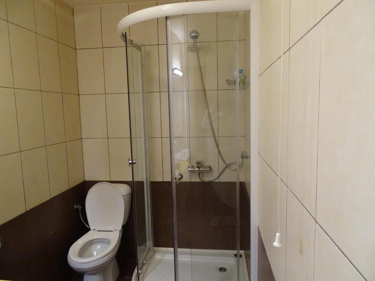 Apartment Darsi Pamporowo Exterior foto